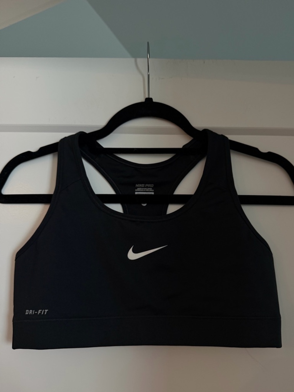 Nike Pro Medium Support Sports Bra, Black, Size M